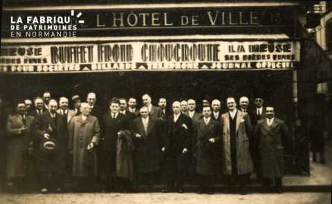 Groupe-Café de l'Hotel de ville